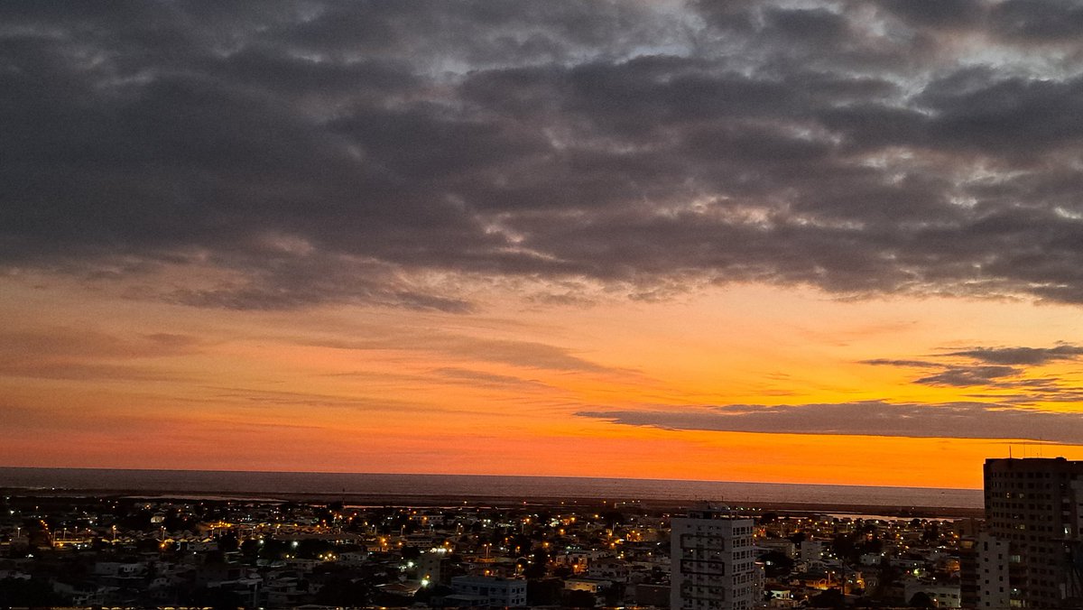 20 marzo 2026
9H46 
El padre Sol "pasará " de HS a HN.
Esto tiene sus consecuencias oceanográficas y meteorológicas. 
No es inmediato,  pero la transición ya empezó.