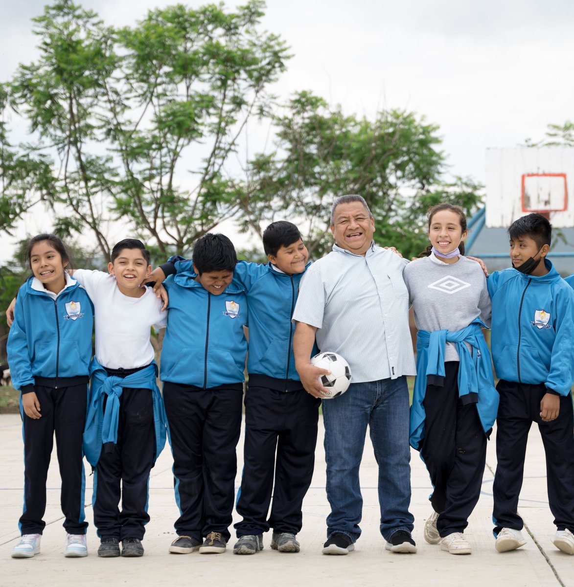 MissionTrips's tweet photo. Read our May enewsletter-MissionGuide
https://t.co/BjiliVZ5WE
Trips, Tips &amp; more
#shorttermmissions #missiontrips #articles https://t.co/dRARkmqQtk