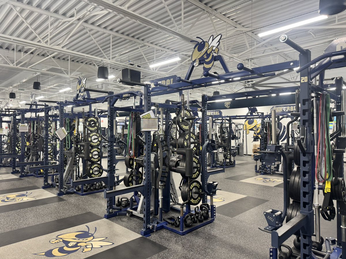 Coachkddawson's tweet photo. Thank you @CoachJRogers1 @CoachAtkins_M and @tcchsyjfootball for allowing me to stop by!!! Got some serious talent over here!!! #Repthe313 https://t.co/xF0Ejf7lAe