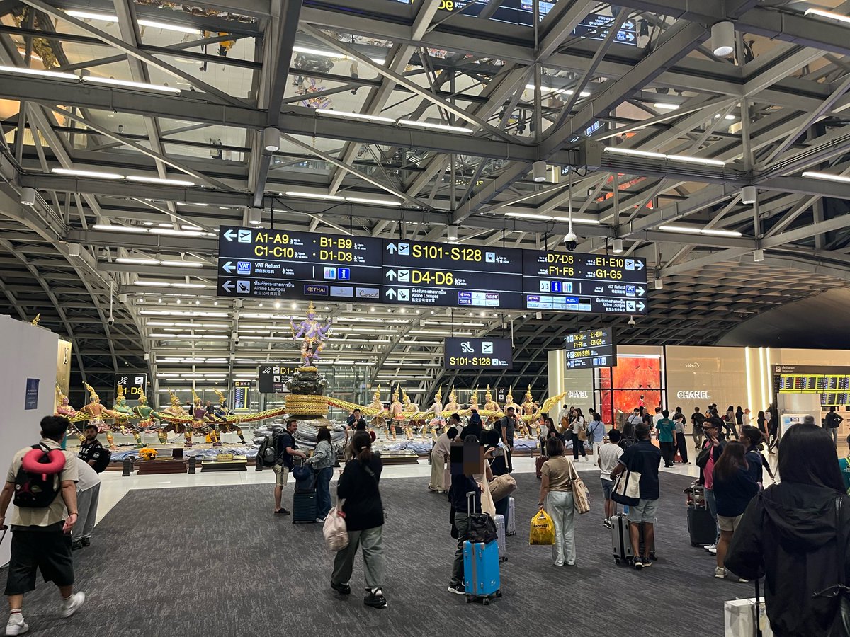 automatic787's tweet photo. まもなく帰国します😢

いいねやコメントをありがとうございました😊

毎度の事ですが、ち◯こが情けなくて悲しくなってきます😭
次のタイ訪問は未定ですが、年内に来たい気持ちはあります😆

次の旅行予定は欧州です🤭
帰国したらジム通いを再開して身体とち◯こを鍛え直します🤣 https://t.co/MScOZOmjUW