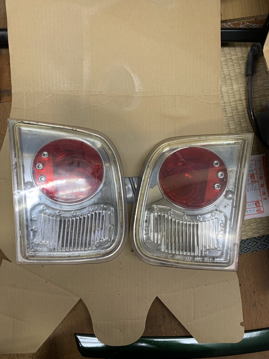 売ります EKシビックフェリオ前期 トランク側テールランプ