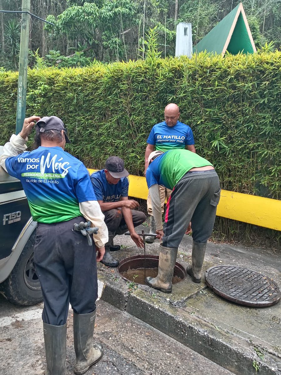 ServiciosElHatillo tweet media