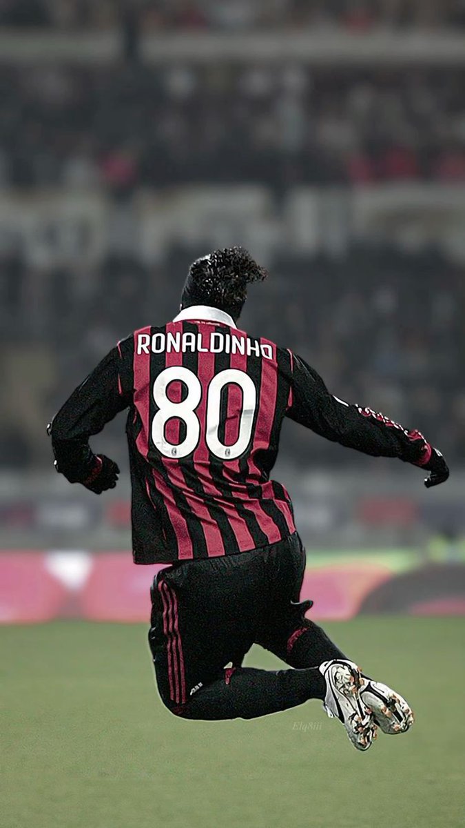 lynxchizzy's tweet photo. Still my Magician ✨ 
#Ronaldinho #Soccer https://t.co/A4nuoIcp70
