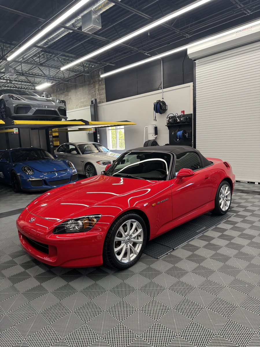 Obsessed Garage tweet media