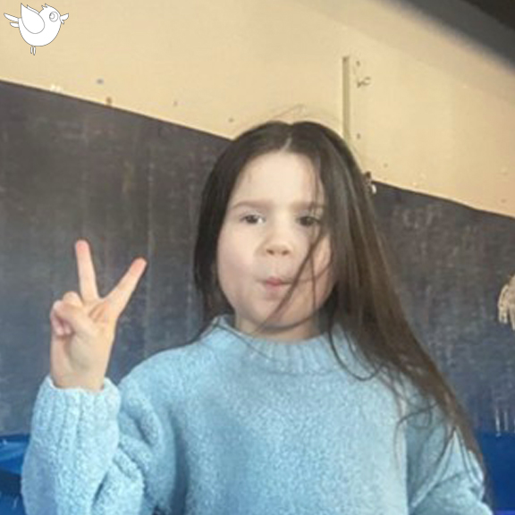 BBDProgram's tweet photo. Our Blue Bird of the Week is Melanie! Mel loves to be a tiny teacher, leading her class in activities! She is also our wild acrobat, known for her expert flips &amp; daring trapeze tricks! Either way, she has an intricate imagination &amp; will always show up as her silliest self. https://t.co/ft5osMMc88