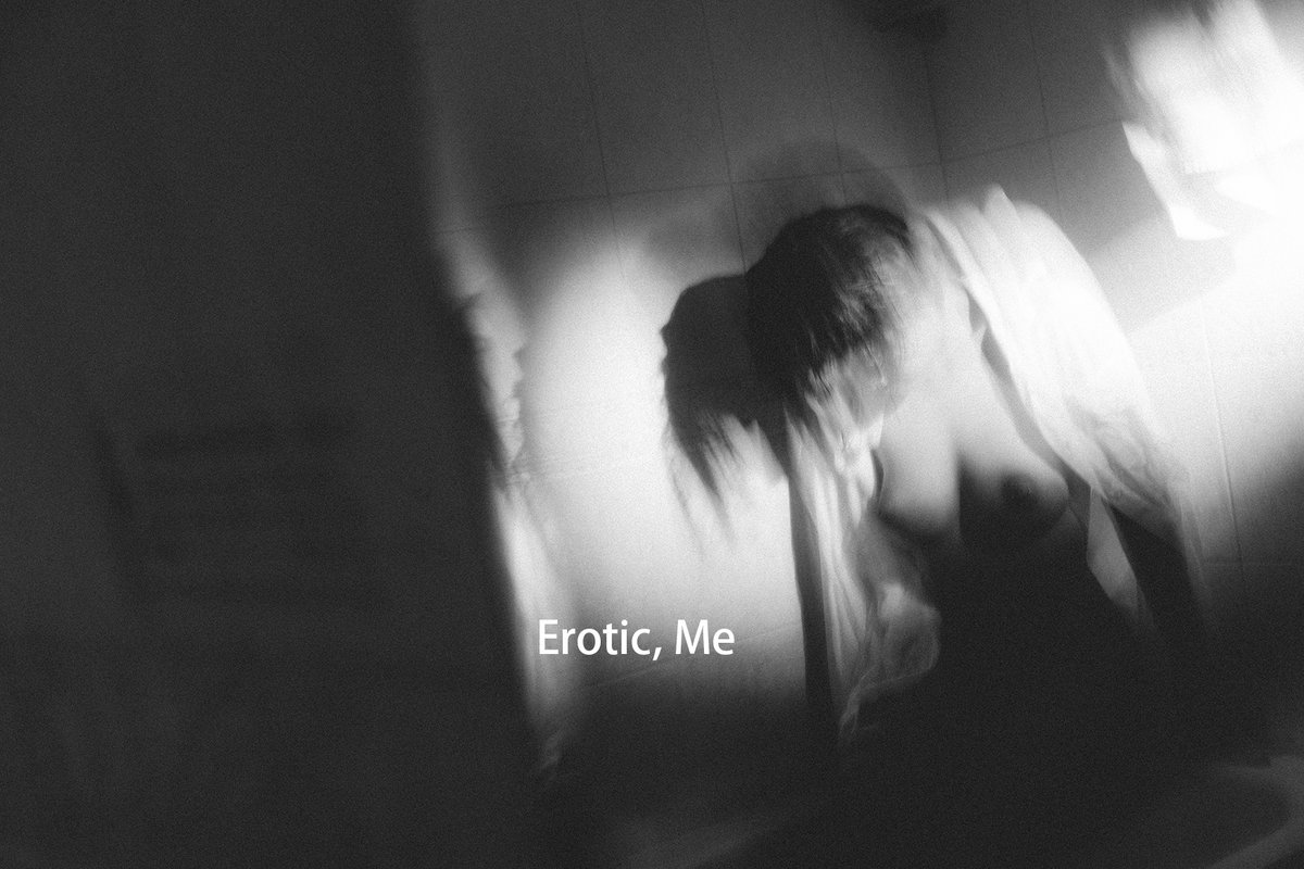 Erotic, Me. tweet media