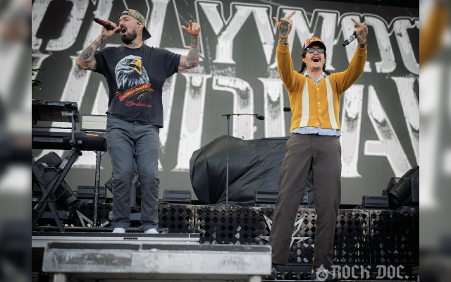 SCNFDM: Hollywood Undead tweet media