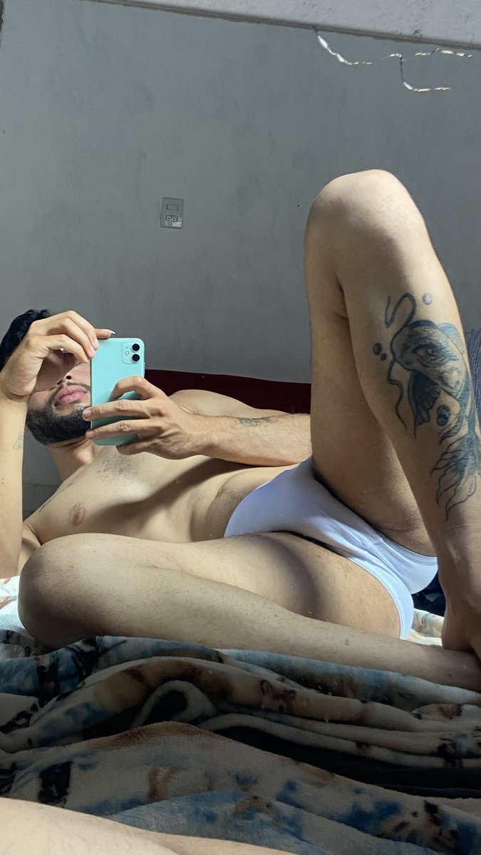 PedroEdson95338's tweet photo. gosto de ficar assim quando to em casa 😌😌 https://t.co/I99inlvWvX