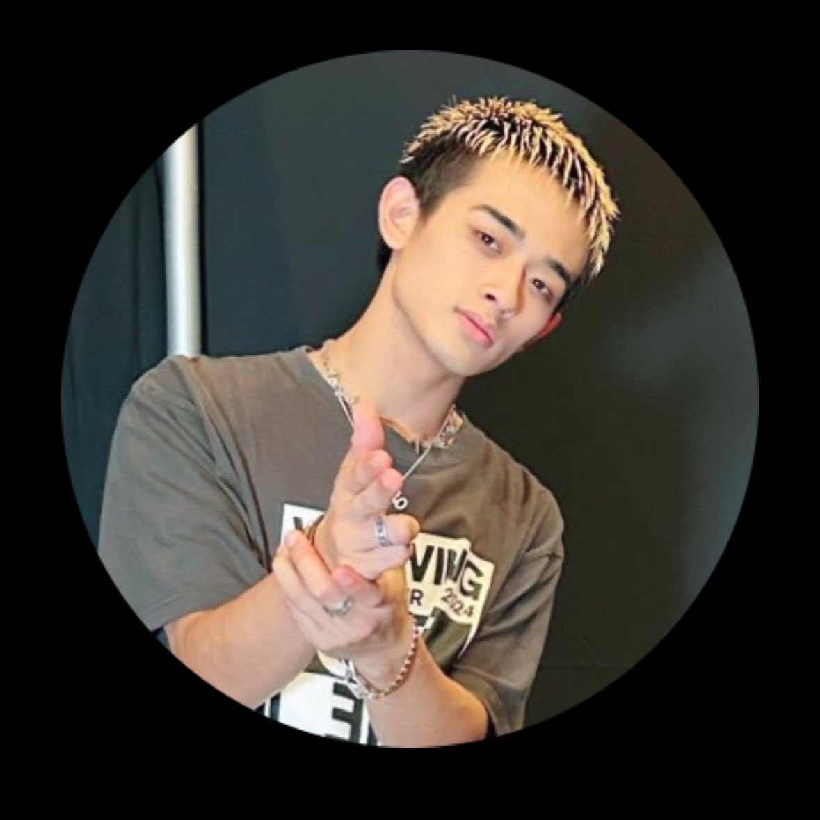 ひじき tweet media