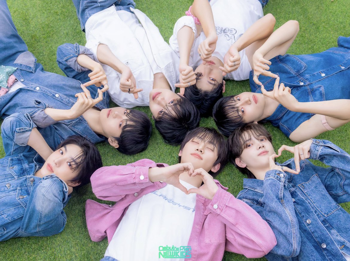 sokyuteboy17's tweet photo. 다시 한번 네가 사라져도 너를 꼭 찾을게໒꒱ྀི₊˚✧

#장규현 #Debuts_Plan #Newkids #뉴키즈 https://t.co/Z1XkHTQ473