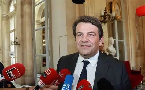 L’Observateur_X tweet media