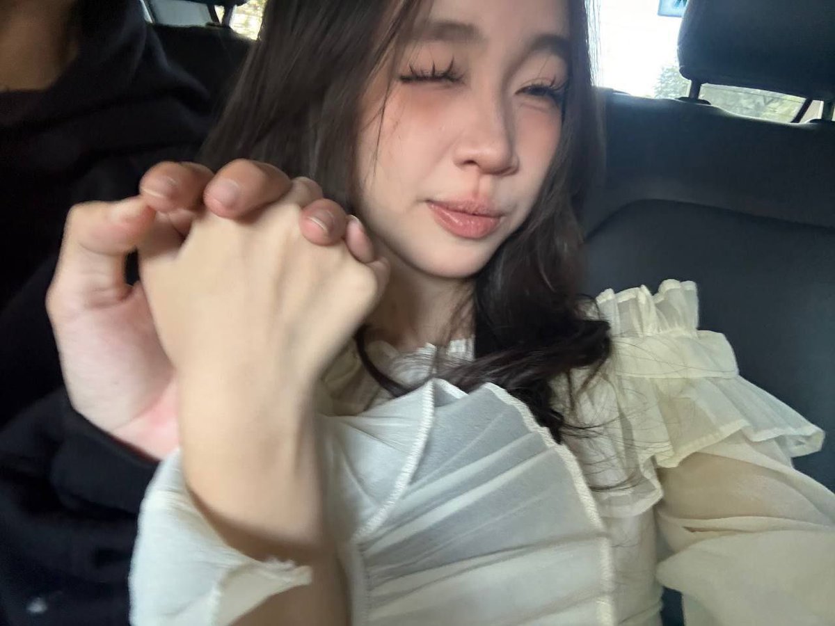 riprippk's tweet photo. ae chia sẻ mình lên clip hay lắm https://t.co/XGYLUU9GGg