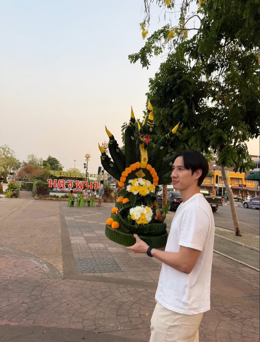 เรือนรพี tweet media