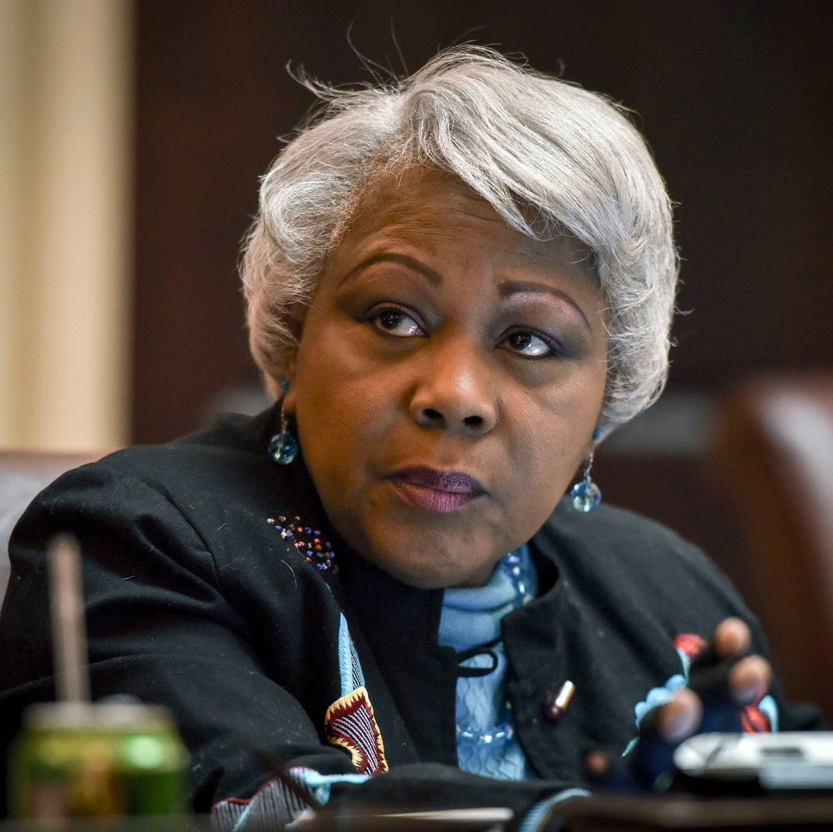 HQNewsNow's tweet photo. Virginia state Senator L. Louise Lucas' office has been raided by the Trump administration.

This follows the overwhelming victory of the Virginia redistricting referendum, an initiative that Lucas was heavily involved in. https://t.co/Pj9PDyrWXX
