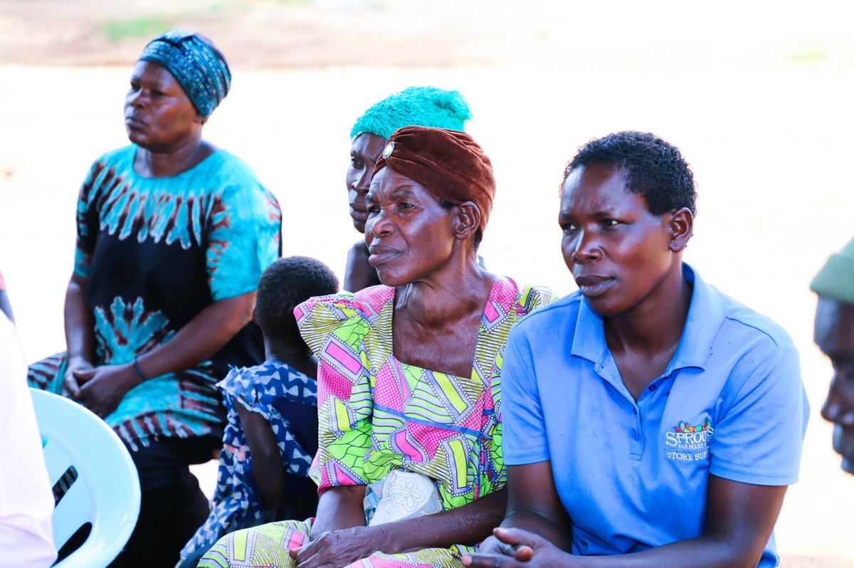 MJAPUg's tweet photo. 𝗠𝗝𝗔𝗣 𝘀𝗮𝘁𝗲𝗹𝗹𝗶𝘁𝗲 𝗠𝗮𝘁𝗲𝗿𝗻𝗮𝗹, 𝗡𝗲𝘄𝗯𝗼𝗿𝗻, 𝗮𝗻𝗱 𝗖𝗵𝗶𝗹𝗱 𝗛𝗲𝗮𝗹𝘁𝗵 (𝗠𝗡𝗖𝗛) 𝗰𝗹𝗶𝗻𝗶𝗰𝘀 𝗮𝗿𝗲 𝘀𝘂𝗽𝗽𝗼𝗿𝘁𝗶𝗻𝗴 𝘁𝗵𝗲 𝗲𝘅𝘁𝗲𝗻𝗱𝗲𝗱 𝗜𝗻𝘁𝗲𝗴𝗿𝗮𝘁𝗲𝗱 𝗖𝗵𝗶𝗹𝗱 𝗛𝗲𝗮𝗹𝘁𝗵 𝗗𝗮𝘆𝘀 (𝗜𝗖𝗛𝗗/𝗧𝗕 𝗖𝗔𝗦𝗧+) 𝗰𝗮𝗺𝗽𝗮𝗶𝗴𝗻 𝗶𝗻 𝗕𝘂𝗴𝗶𝗿𝗶 𝗗𝗶𝘀𝘁𝗿𝗶𝗰𝘁.
This week, MJAP satellite Maternal, Newborn, and Child Health (MNCH) clinics are actively supporting the extended Integrated Child Health Days (ICHD/TB CAST+) campaign in Bugiri District, bringing essential health services closer to communities. The teams have so far conducted outreaches in rural sub-counties of Nankoma, Musongola, Buwererwe, Ndeeba, Busanzi, Ndikafukulya, Kireka, Mugona “A”, Bugona “B”, Through the LPHS-EC Activity, we are leveraging on the ICHD platform to reduce the MR2 (second dose of measles-rubella) overwhelming dropout rate of 79% and 54.7% exhibited in Bugiri and Namayingo districts. Read More: https://t.co/YVcuHu8WUl
@MinofHealthUG 
@UNICEFUganda 
@UNFPAUganda 
@SwedEnvoyUganda
