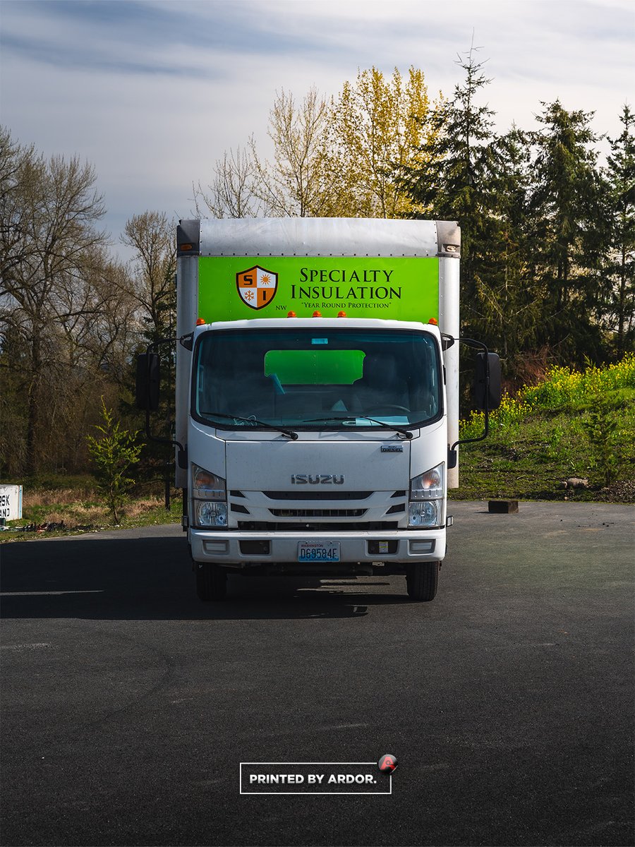 ARDORprinting's tweet photo. Most business owners get this WRONG with their box trucks…

They try to fit everything on it - and it ends up being unreadable on the road.

This one? Built to hit instantly at 60mph
Clear message. Bold contrast. Zero confusion. https://t.co/nlR63xFIpF
