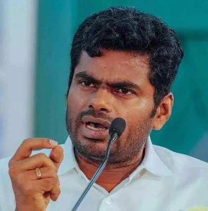 _sailakshmi's tweet photo. പാവം ഞങ്ങളുടെ അണ്ണൻ. എത്ര കഷ്ട്ടപ്പെട്ടിട്ടാ last time BJPക്ക് vote share percentage കൂട്ടിയത് , എല്ലാം ...... 😢
#Annamalai
@EnMannEnMakkal https://t.co/vSQXeALUFs