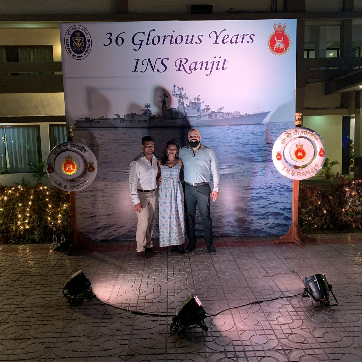esswhee's tweet photo. INS Ranjit got decommissioned 7 years ago. To witness the decommissioning of one of the world's greatest destroyers was truly phenomenal. And to have my dad command her was truly special!
Have some really beautiful moments captured from her decommissioning. https://t.co/9QrZb8kGyk