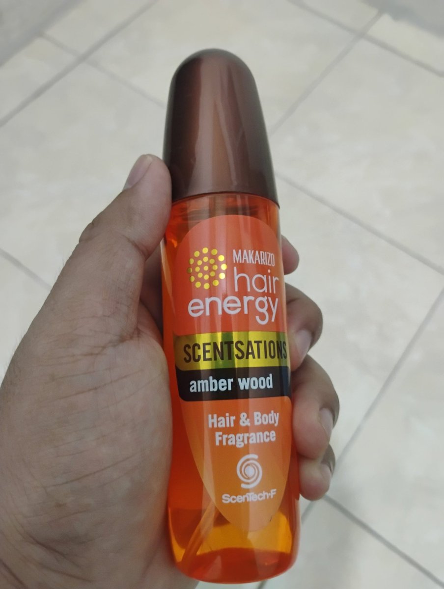Pake parfum mart, jos jis
bisa buat rambut juga biar wangi