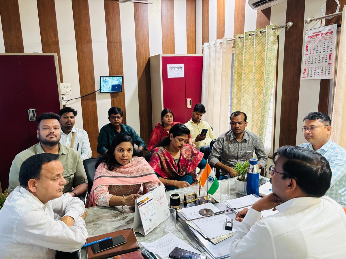 Consultative meetings were conducted with ADO (Pachayat) Shri Arvind Singh, Block- Khorabar, Gorakhpur and officials of Swacch Bharat Mission regarding upcoming sensitisation workshop at Microplan village.
