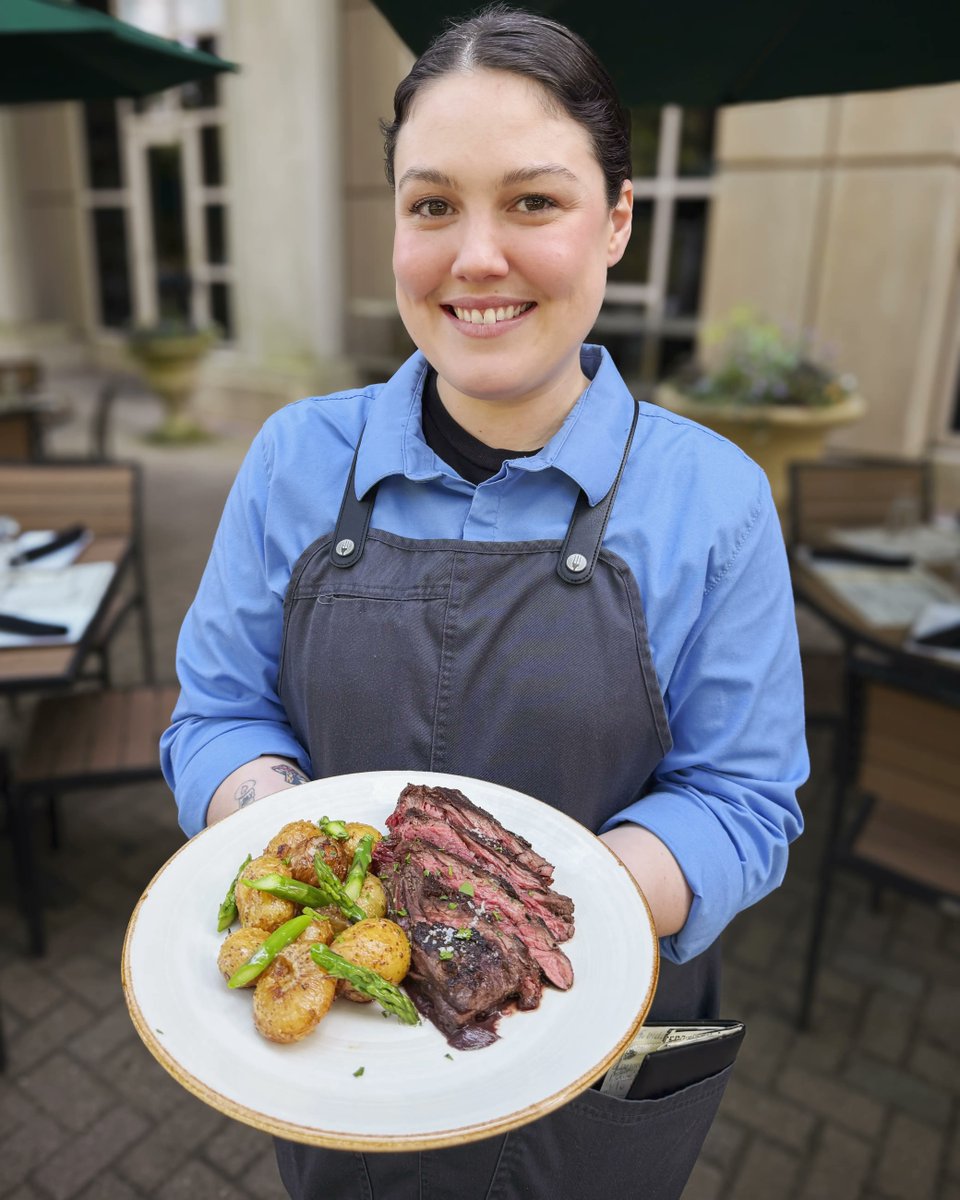 localthree's tweet photo. Our staff is ready to bring some delicious dinner plates your way! π€
From juicy steaks to the freshest catch and (nearly) everything in between, there's a plate for every mood on our menu. π€©
#CurrentMenu at https://t.co/BKPGJGNHz4
#hospitality #atlantarestaurants https://t.co/BDTT13ohja