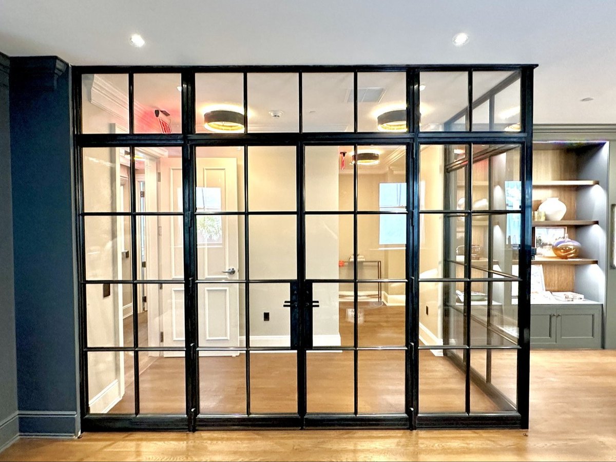 GorkinGlass's tweet photo. This is our solid bronze custom-designed enclosures perfect for wine rooms, offices, and showers. Featuring a timeless grid design with true divided lites for a refined, elevated look. #interiordesign #timelessstyle #glass #glassdoor #custombronze #dividedlite #gorkin https://t.co/rCN4zJYQUR