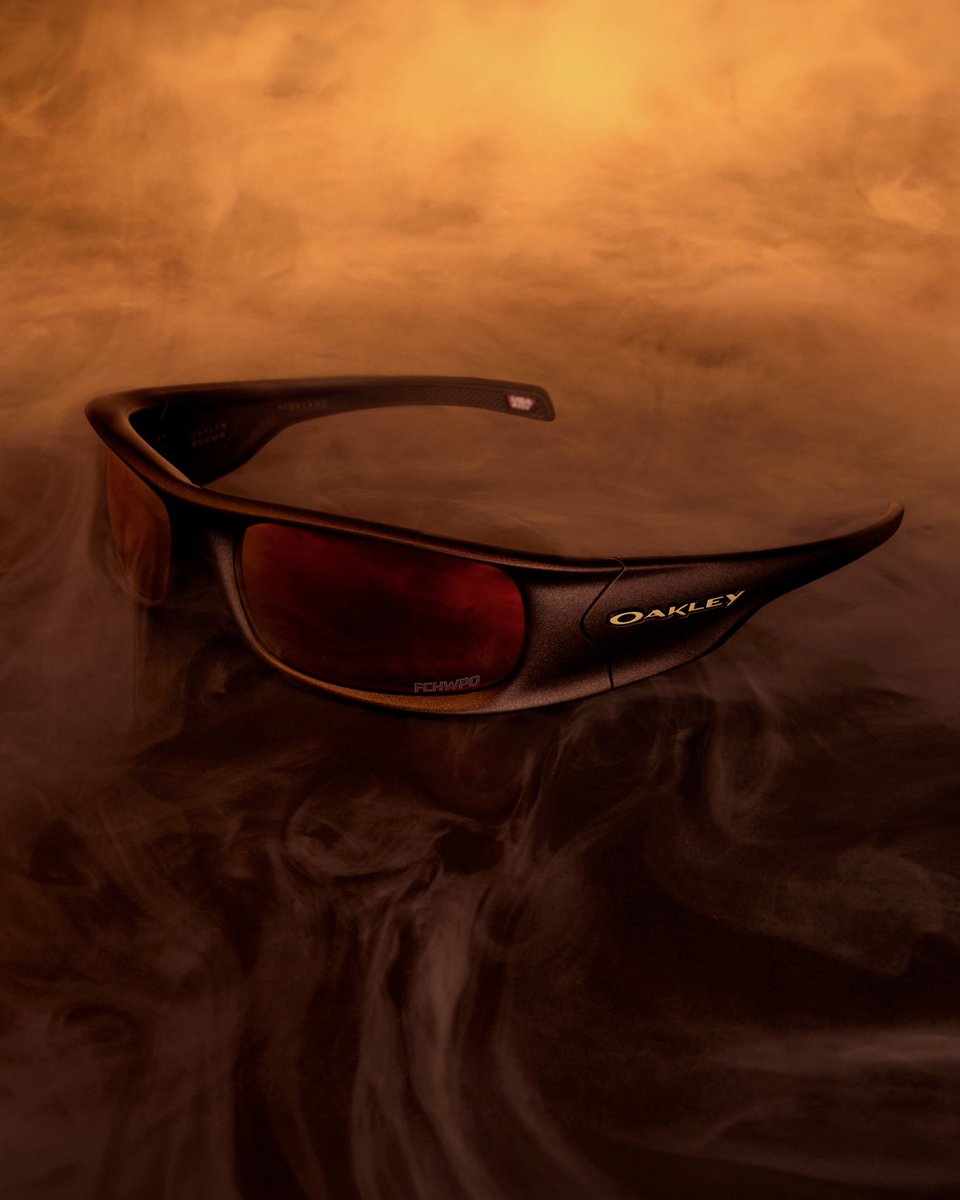 Oakley tweet media