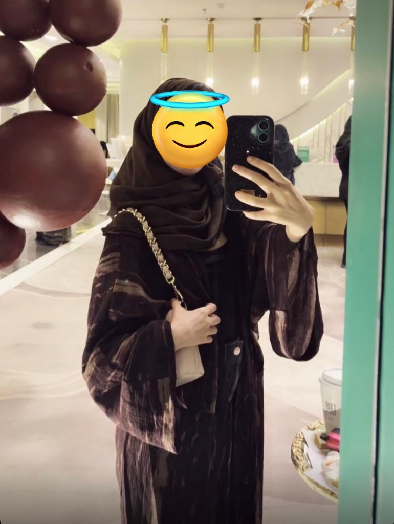 oo__tom's tweet photo. ملاك 22سنة 
اخوها جالس يقرا تعليقاتكم https://t.co/UrdRsSrjWr