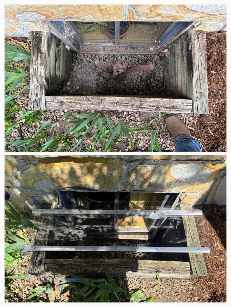 PolyguardCovers's tweet photo. Before ➡️ After says it all! 🙌

We installed 2 standards + 1 large cover on this Greeley home with wooden wells 

✔️ Less debris
✔️ Added safety
✔️ Better curb appeal

📞 970-674-0377
🌐 https://t.co/yGVqcKj1rz

#PolyguardCovers #GreeleyCO #HomeImprovement #WindowWellCovers https://t.co/DSpy3OZwhJ