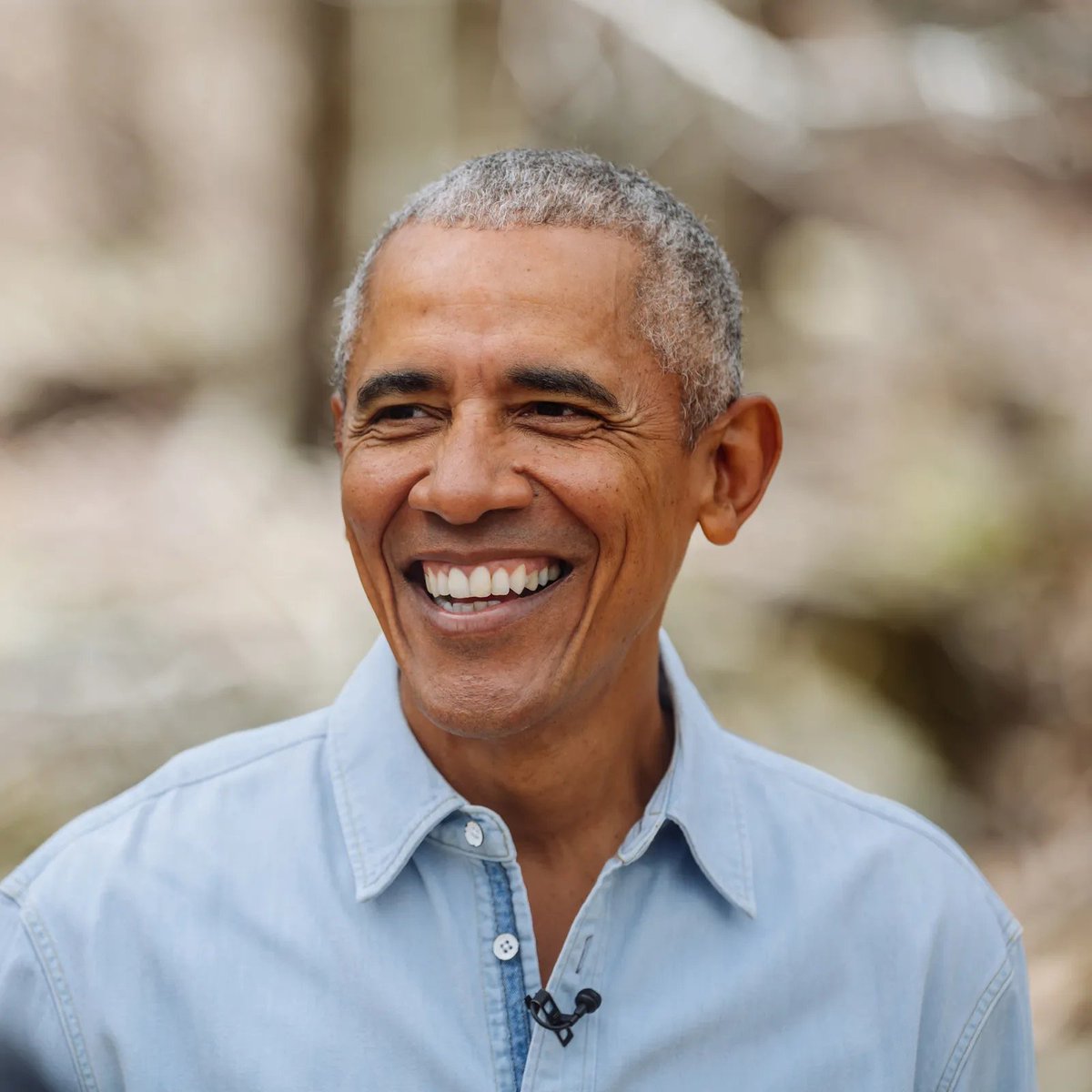 bosunatiklama's tweet photo. Obama: "ABD sır tutma konusunda kötüdür.

Eğer uzaylılar olsaydı, bir görevli mutlaka selfie çekip kız arkadaşına gönderirdi." https://t.co/LtzLW0b1oP