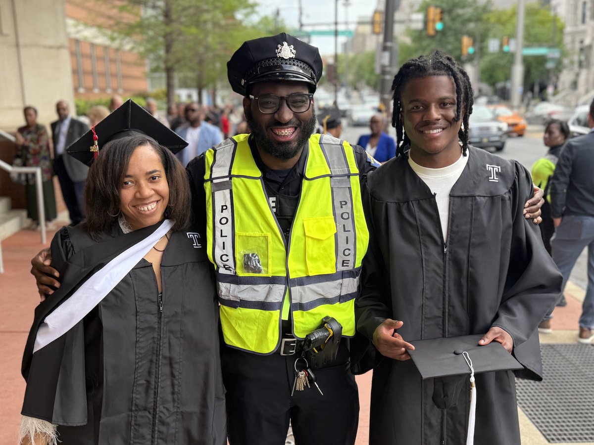 TU_Police's tweet photo. 🦉 Class of 2026, it's time to fly!
#TempleMade #ProudTUServe #TempleUniversity https://t.co/W1RwQ08Nhs