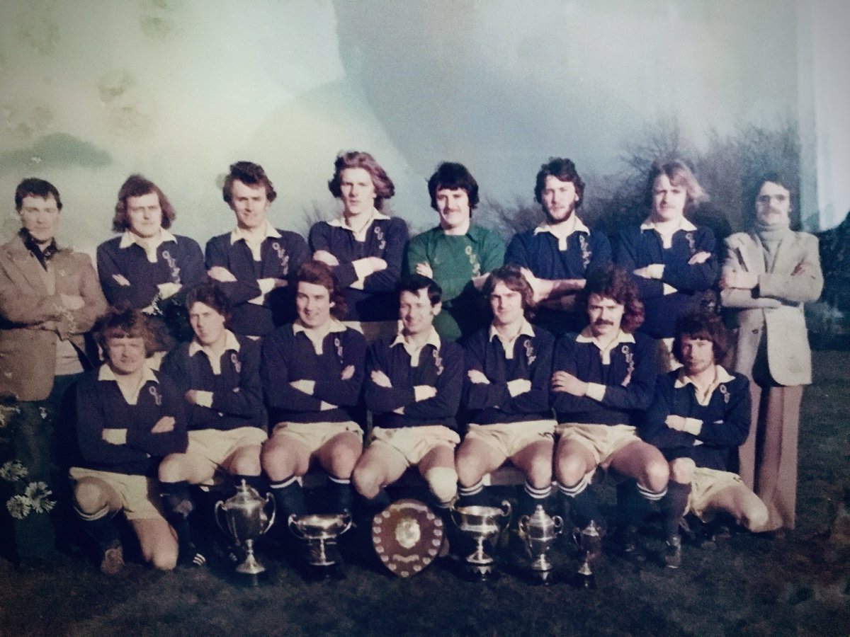 leachs88's tweet photo. @NE5westend Used to play for my dads team the queen vic in Gosforth with his brother Robbie https://t.co/l1PgifqkfK