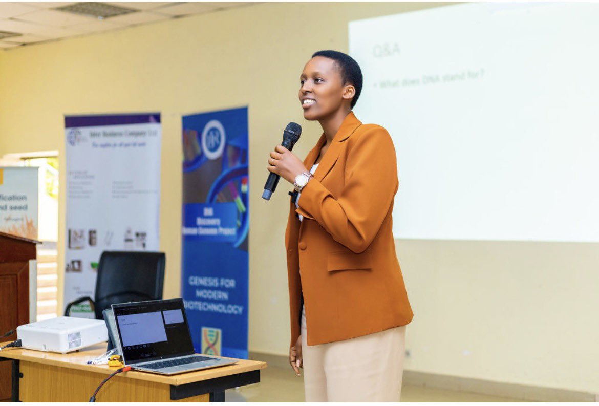 RwandaBioCap's tweet photo. The Inter Business Company brought a practical and interactive perspective to the session, showing how DNA work moves from theory into real-life application.

They highlighted its role in supporting laboratories covering the full DNA workflow, from sample collection to analysis. https://t.co/YtVbar0Qjm