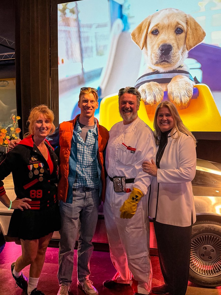 sting_ray_robb's tweet photo. Went Bark to the Future last weekend with @FreedomSvcDogs for their annual fundraiser! 🚀

FSD helps provide expertly trained service dogs, free of charge, to veterans and first responders who have sacrificed so much. https://t.co/J9WDN85dIF

@GoodheartVet https://t.co/qHftmRw9vd