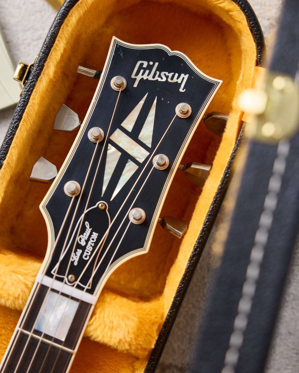 Gibson Custom Shop tweet media