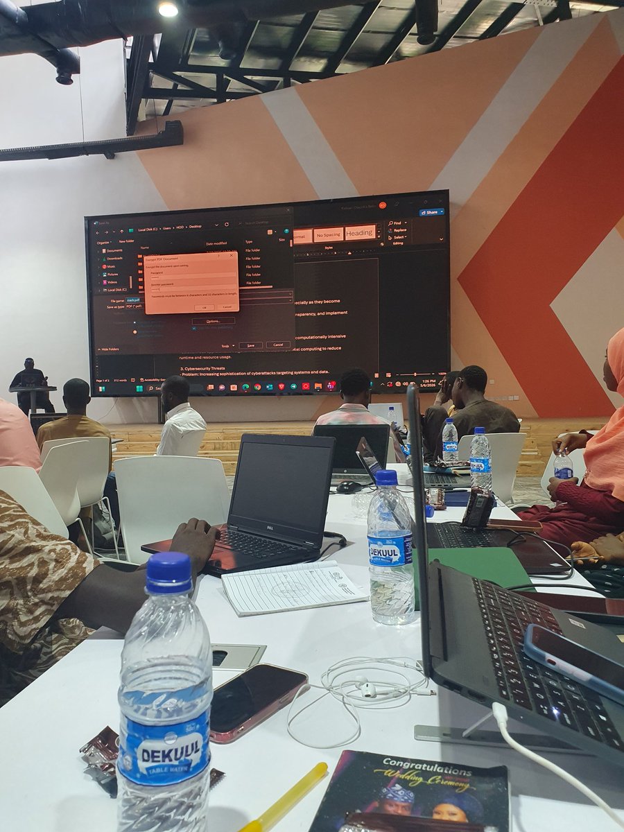 AbdullahiSafiu's tweet photo. It was so interesting having my self participating in the Hackwara event at @IlorinHub
 Day 1: was very productive. https://t.co/71OsjsKFBr