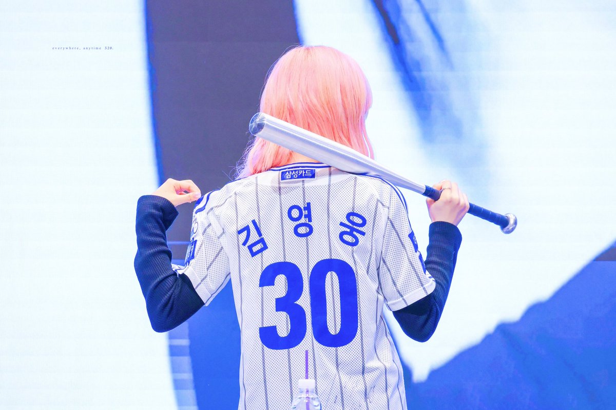 yukitsupernova's tweet photo. BATTER AERI https://t.co/D9OAHovcxQ