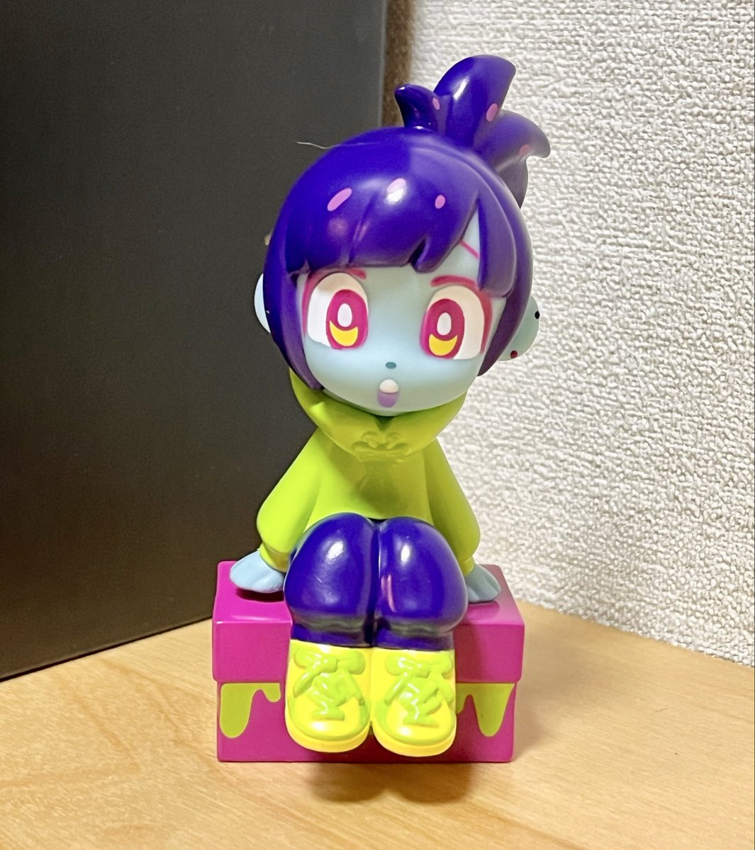 One up. 25周年セール 大盛況で限定フィギュア即完売
