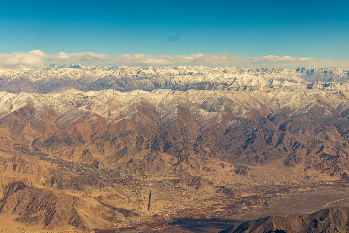 ico90clast's tweet photo. @suraiya95 @the_dream_saver Also while departing, you can take a photo and see how unimaginably small Leh is ! https://t.co/xK7YXWVANJ