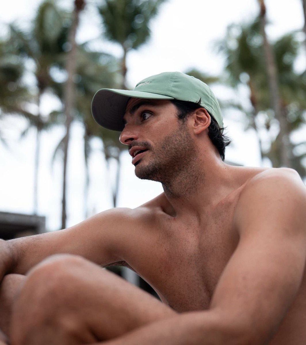 carlos sainz archive tweet media