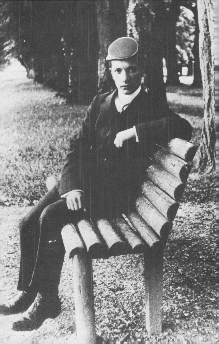 julienries13's tweet photo. “To speak more clearly, one cannot be enthusiastic about dialectic and involve oneself in the revival of Hegelian philosophy while at the same time pushing aside – with a wink of the eye and a pitiful smile – things like his Christianity, his Christology, and his doctrine of + https://t.co/rpAtbaV4ic