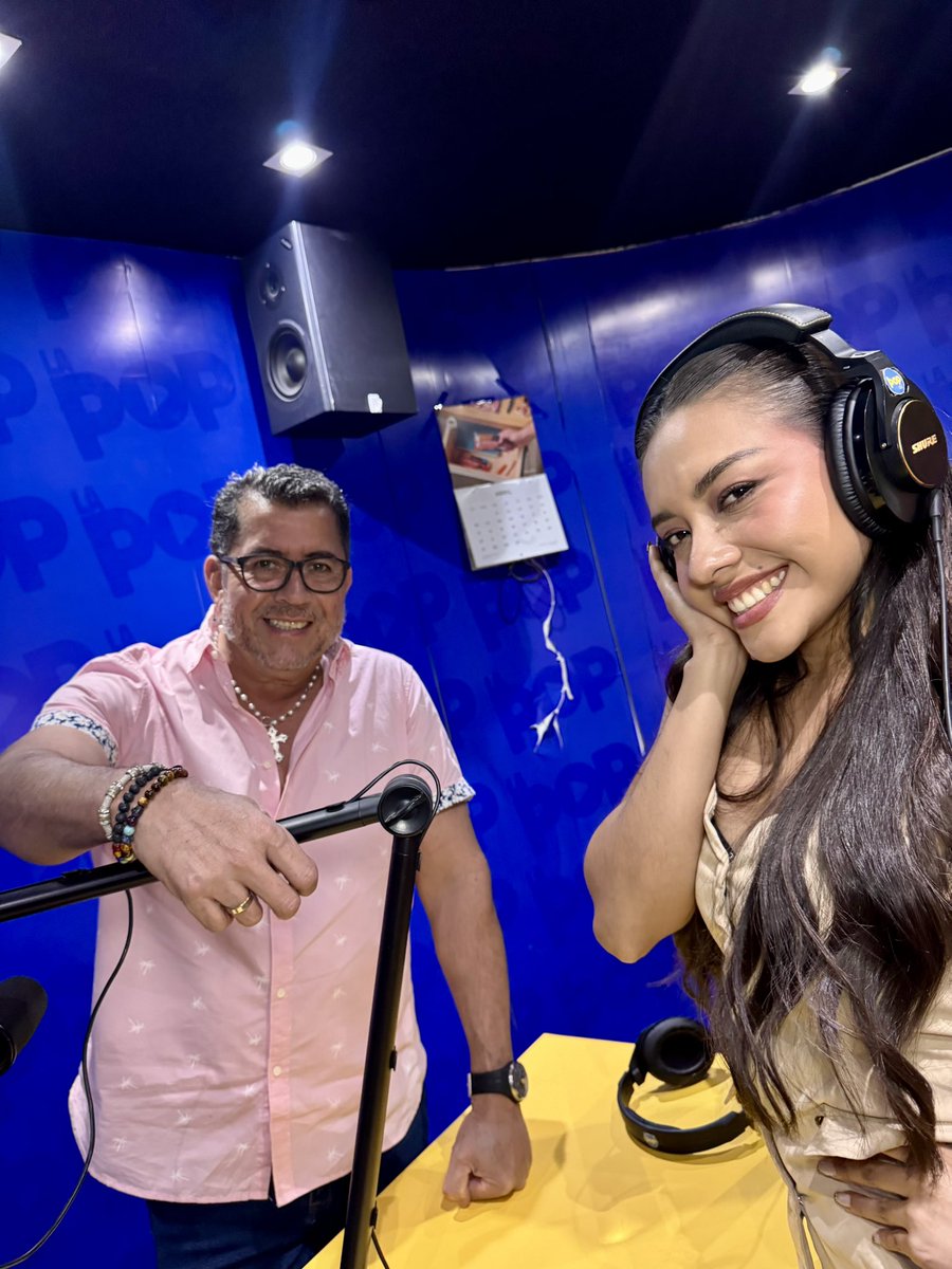 lapop989's tweet photo. Miércoles de Pupusas Con Salsa 🫓 con Las Pilas Puestas 🔋 en La Pop 98.9 💛 con El Zarco Homer y Michelle González 🎙️ https://t.co/AshWD63VJD