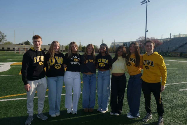 IowaAdmissions's tweet photo. Future Hawkeye loading… 🖤💛 https://t.co/VR9OFwweBX