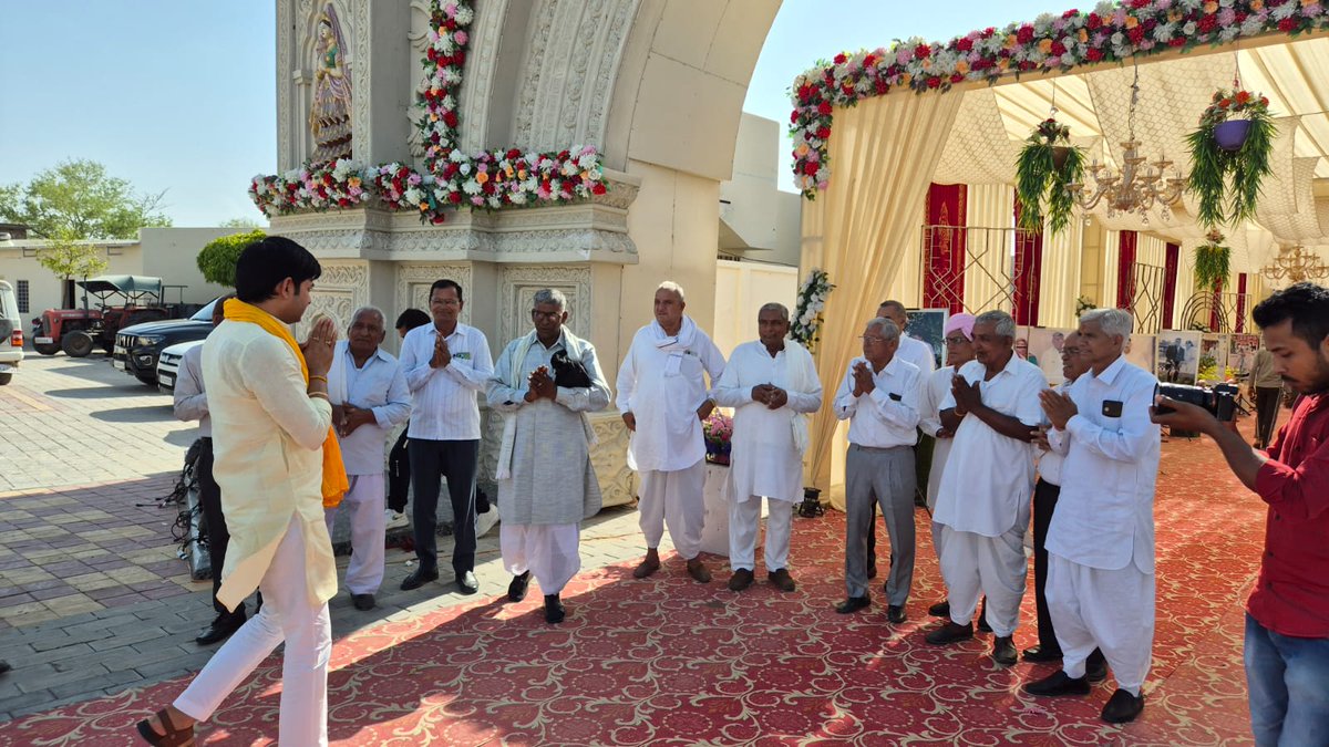 KailashvermaBJP's tweet photo. || राम राम सा ||
आज क्षेत्र के दौरे के दौरान निमेंडा़, बगरू, बेगस रोड़, अवानिया, कोदर सहित अन्य गांवों का दौरा कर विभिन्न सामाजिक एवं मांगलिक कार्यक्रमों में शामिल हुआ।

इस दौरान सम्माननीय नागरिक बंधुओं द्वारा दिए गए आत्मीय मान सम्मान के लिए हार्दिक आभार।
#bagru #mla #drkailashverma