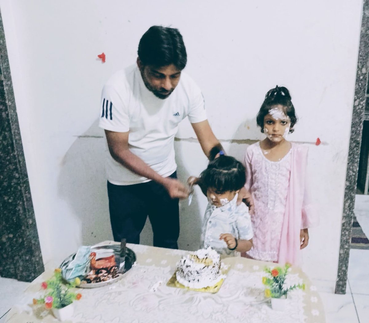 Kamal_Tassed's tweet photo. Warm greetings and best wishes to my niece @tanvi on his birthday. I wish him good health, long life. https://t.co/QNNIVH4yi2