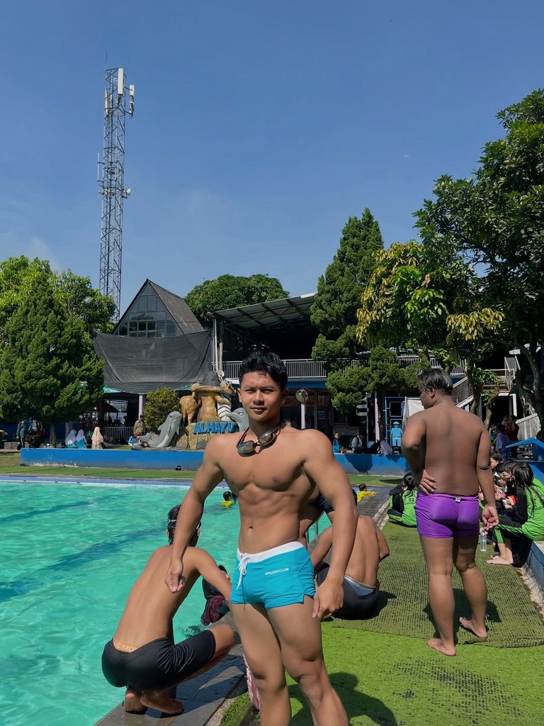 muscledailyid ⚜️ tweet media
