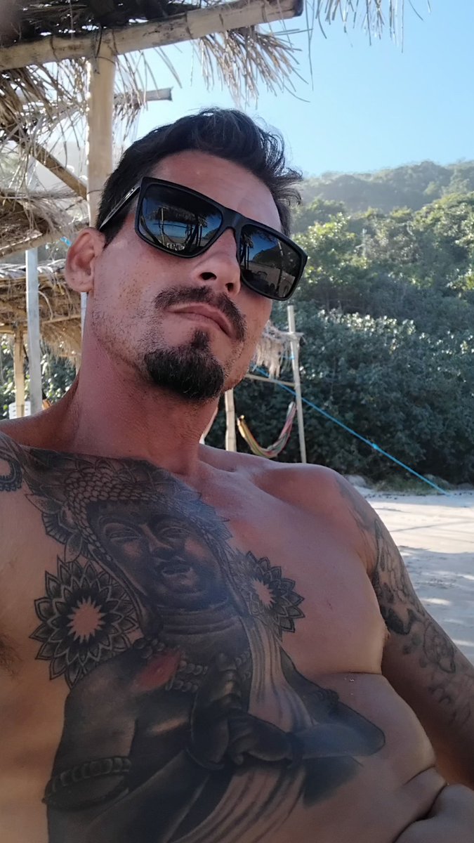 Vendo chamada de vídeo 
Chama dm