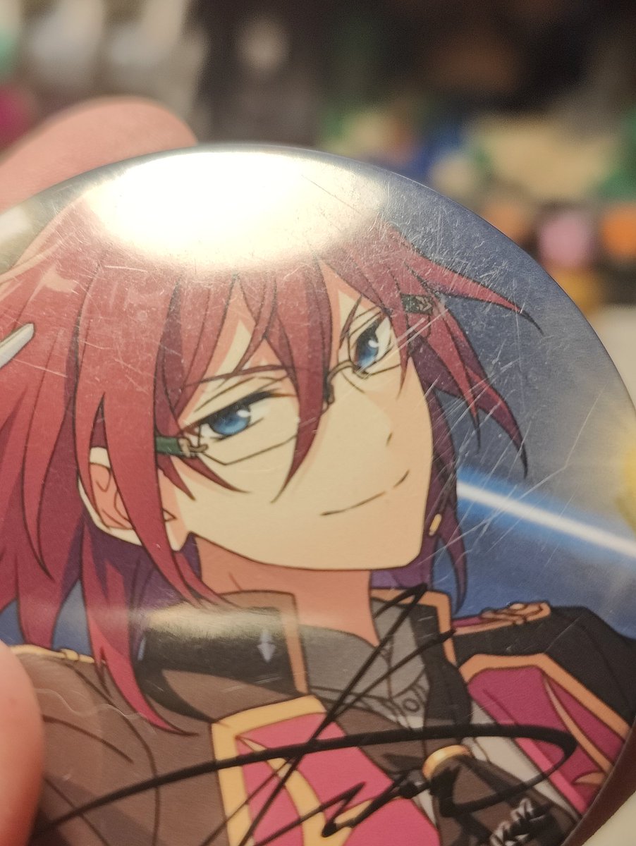 Bio_Nillis's tweet photo. Ibara Saegusa : full bundle for 26€ ! One of the badges is scratched so I'm selling it for 2€ instead of 4€.

Prices for individual items on the picture ! https://t.co/I4M7jYpXNH