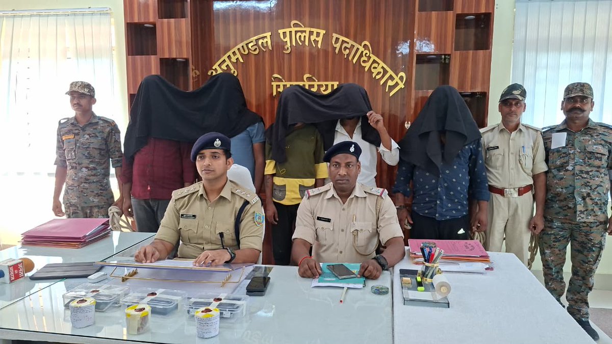 Chatra Police tweet media