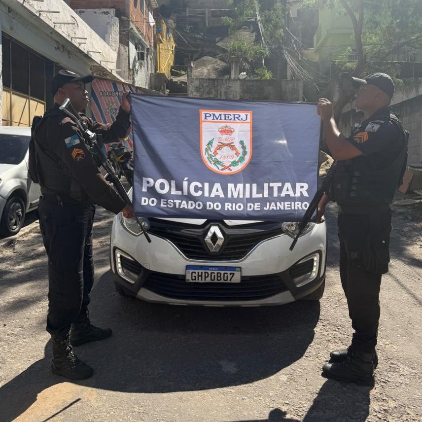 PMERJ's tweet photo. ✅ VEÍCULO RECUPERADO NO MÉIER!    

Policiais Militares da #UPPLins recuperaram um carro roubado, na Rua Joaquim Méier, nesta quarta-feira (06/05).      

O automóvel foi encaminhado ao pátio público.      

#PMERJ #ServireProteger https://t.co/DRNQpuEu1J